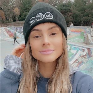 Meet your Posher, Carolyn